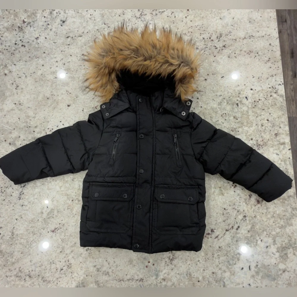 Steve Madden Kids‎ Black Puffer Coat w/ Faux Fur Hood – Size 5/6
